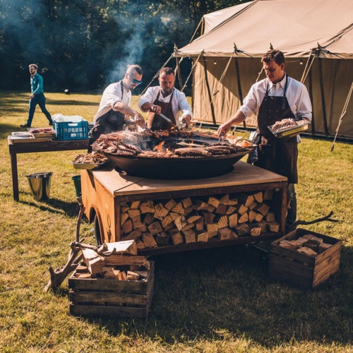 sb cooking-units-pro-trailer-150-rubberwood-corten-04